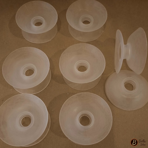 Otto bobine in plastica per Kumihimo e macramè.