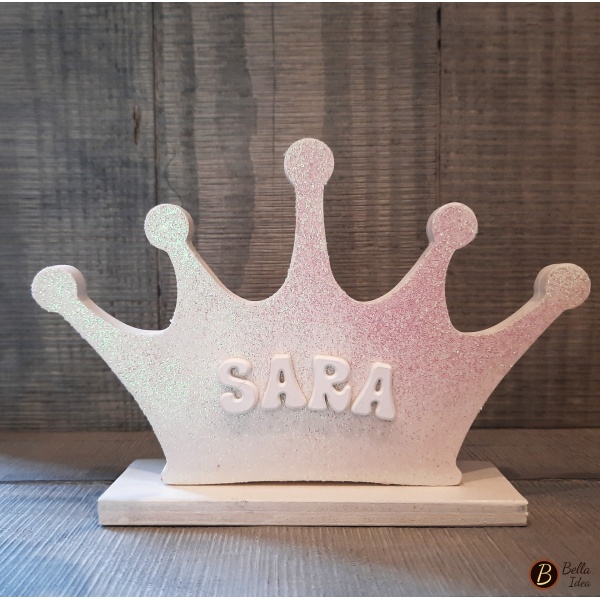 Coroncina glitter bianco da appoggio personalizzata con nome  in bianco.