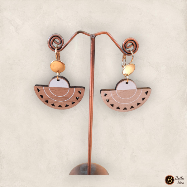 Orecchini con ciondolo in legno modello Boho