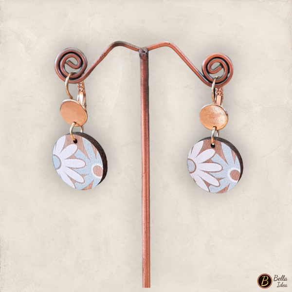 Orecchini con ciondolo in legno modello Daisy