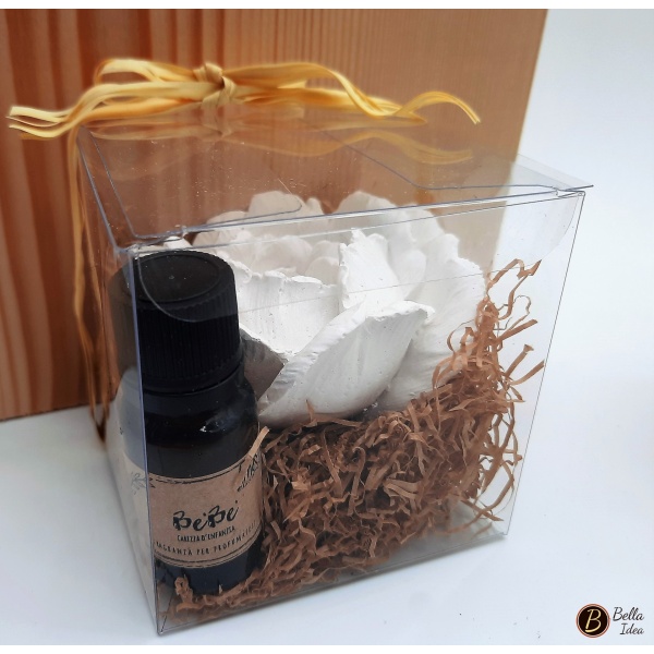 Peonia in gesso bianco confezionata con essenza in scatolina in trasparente in pvc