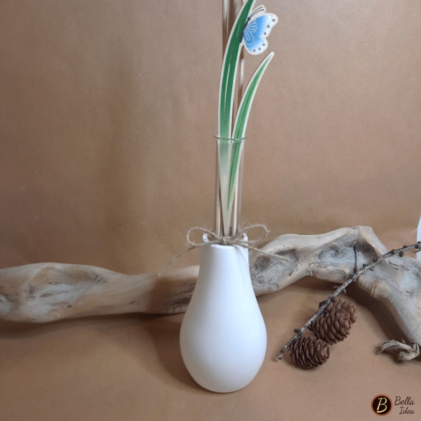 Profumatore in gesso bianco a forma di bottiglia con provetta in vetro e bastoncini per diffusore e fiore