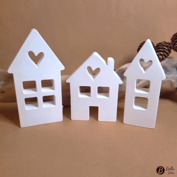 Tre casette da appoggio in gesso bianco con cuore